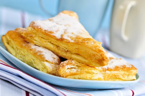 Apple Turnovers Pastries Coffee Cups Background — Stock Photo, Image