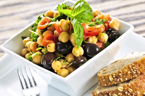 Vegetarische Mahlzeit Aus Kichererbsen Oder Garbanzo Bohnen Salat — Stockfoto