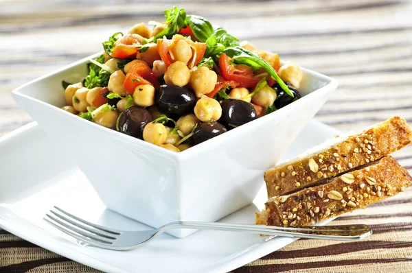 Vegetarische Maaltijd Van Kikkererwten Garbanzo Bonen Salade — Stockfoto