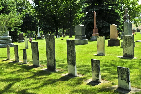 Nagrobków Cmentarzu Starym Ontario Kanada — Zdjęcie stockowe