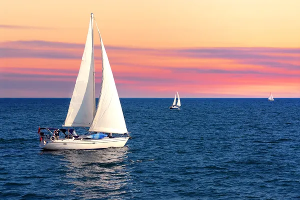 Sailboat Sailing Sunset Calm Evening — Stock Photo, Image