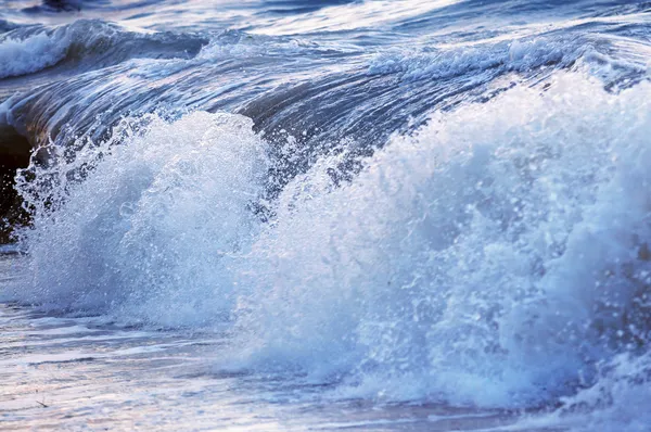 嵐の海の波 — ストック写真