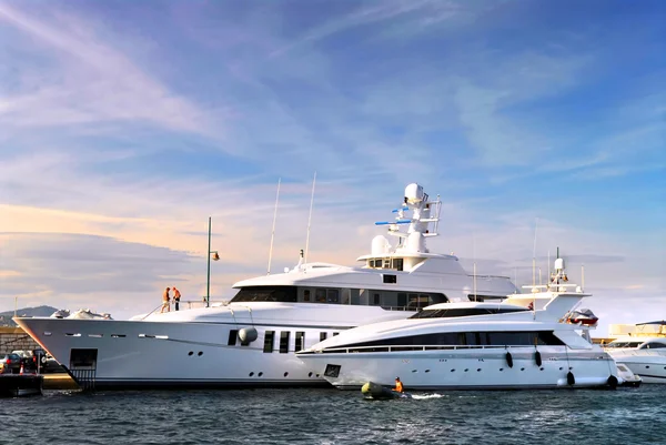 Luxury yachts — Stock Photo, Image