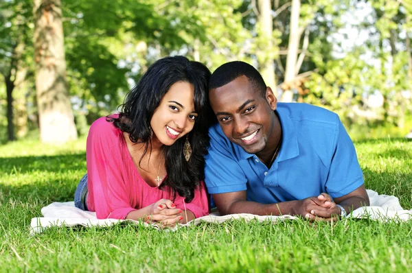 Happy couple in park — Stock Photo, Image