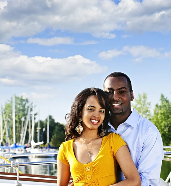Happy couple outdoors — Stock Photo, Image