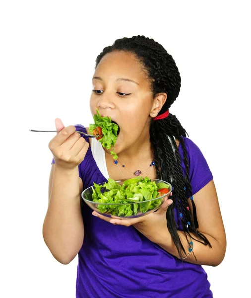 Chica teniendo ensalada —  Fotos de Stock