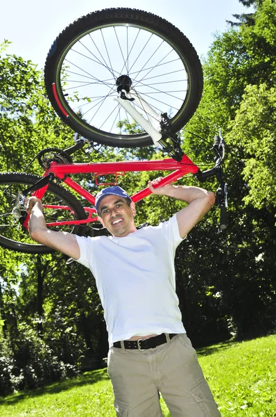 Glad Mitten Äldre Mannen Med Sin Cykel Sommar Del — Stockfoto