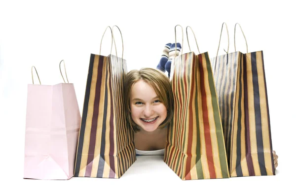 Gelukkig Tienermeisje Met Een Heleboel Shopping Tassen — Stockfoto