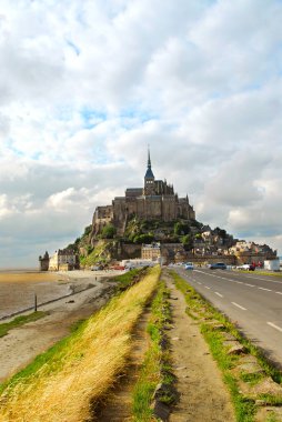 Mont Saint Michel clipart