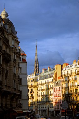 Paris Caddesi