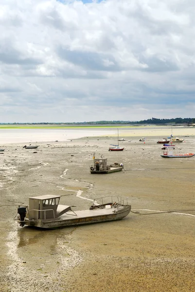 Bateaux Pêche Fond Océan Marée Basse Cancale Bretagne France — Photo