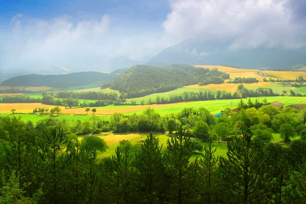 Tepeler Dağlar Doğu Fransa Ile Kırsal Manzara — Stok fotoğraf