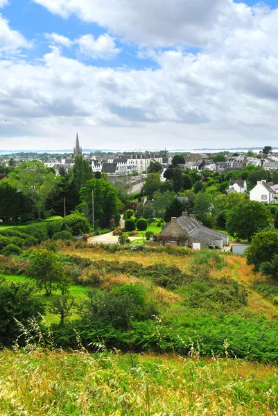 Schilderachtig Uitzicht Vanaf Een Heuveltop Stad Van Carnac Zuid Bretagne — Stockfoto