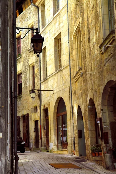 Middeleeuwse straat in Frankrijk — Stockfoto