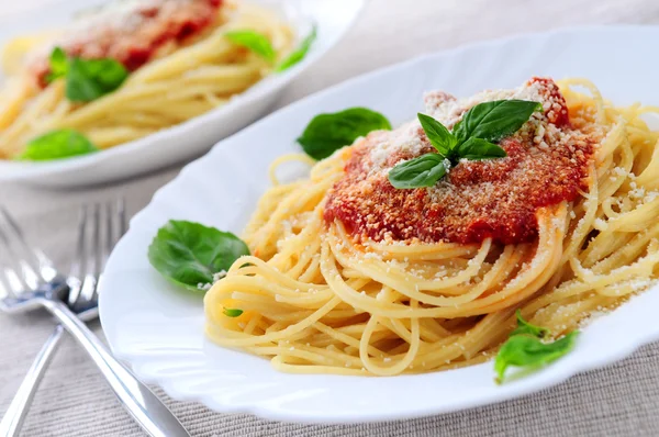 意大利面和西红柿酱 — 图库照片
