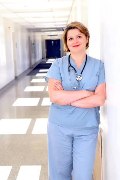 Медсестра в больнице — стоковое фото