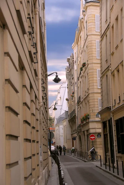 Parijse straat — Stockfoto