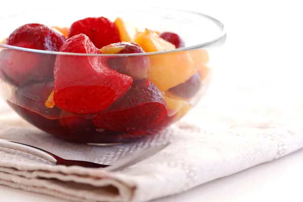 Servir Ensalada Frutas Con Tenedor Servilleta — Foto de Stock