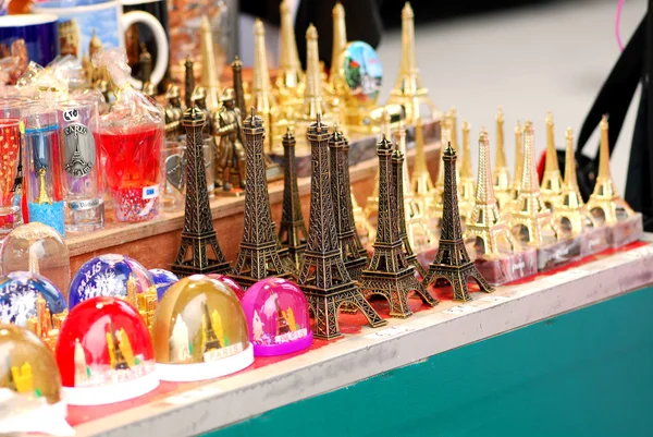 Eiffel tower souvenirs — Stock Photo, Image