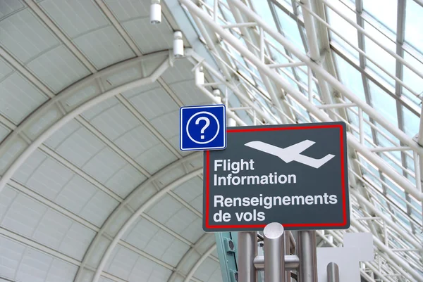 Σημάδι Πληροφορίες Πτήσης Διεθνές Αεροδρόμιο — Φωτογραφία Αρχείου