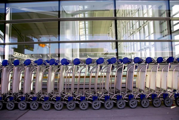 Luggage carts airport — Stock Photo, Image