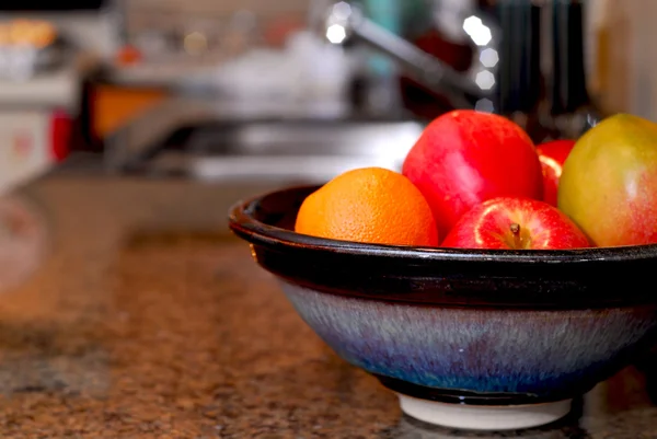 Interior Modern Kitchen Natural Granite Countertop — Stock Photo, Image