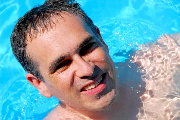 Muž bazén — Stock fotografie