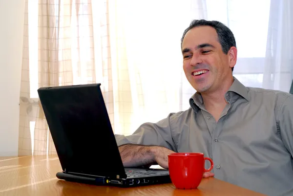 Man Sitting Desk Looking His Computer — Stock Photo, Image