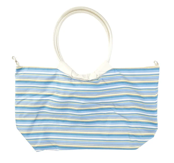 Женская пляжная сумочка изолирована — стоковое фото