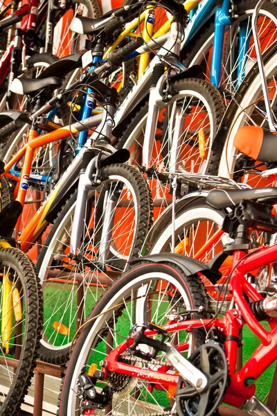 Bicicletas en venta . Imagen de archivo