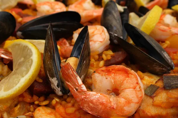 原始的西班牙海鲜饭 — 图库照片