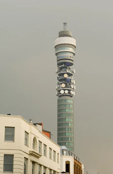 Londynie mediów typu tower — Zdjęcie stockowe