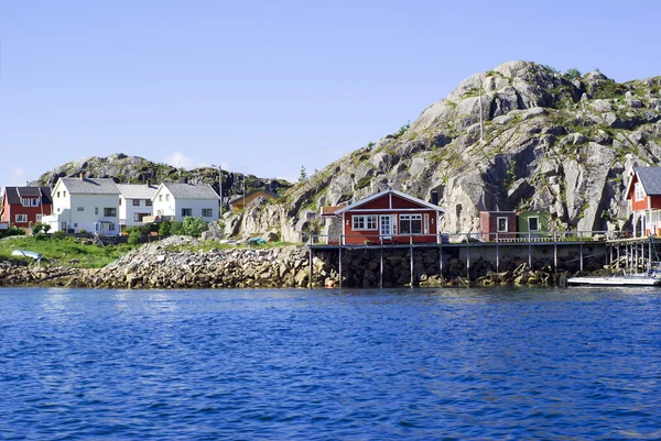 Vesnice skrova na norský lofoten ostrovy — Stock fotografie