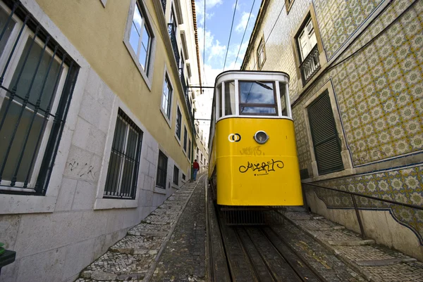 Τραμ στη Λισαβόνα — Φωτογραφία Αρχείου