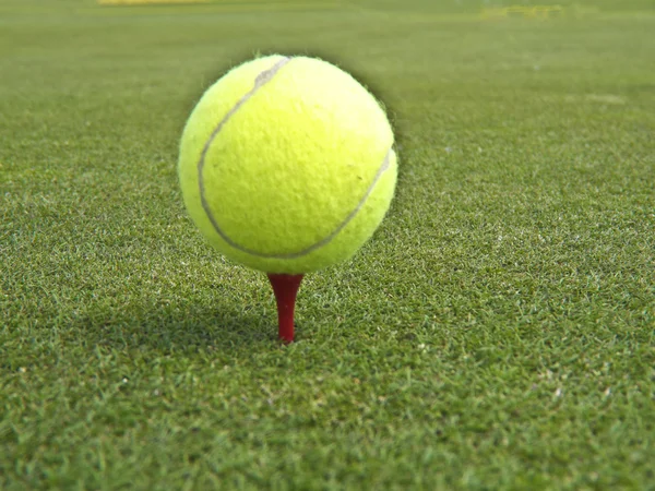Golfe bola de tênis — Fotografia de Stock