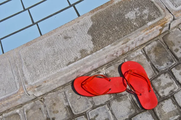 Flip flops merah — Stok Foto