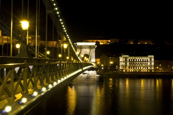 Kettenbrücke — Stockfoto