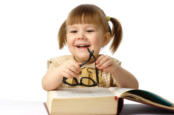 Enfant mignon avec livre — Photo