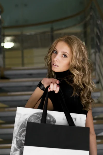 Sexy shopping ragazza — Foto Stock