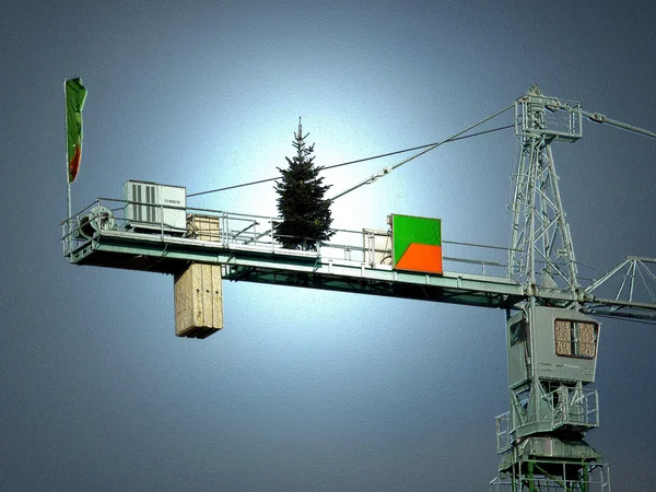 Рождественская елка на кране — стоковое фото
