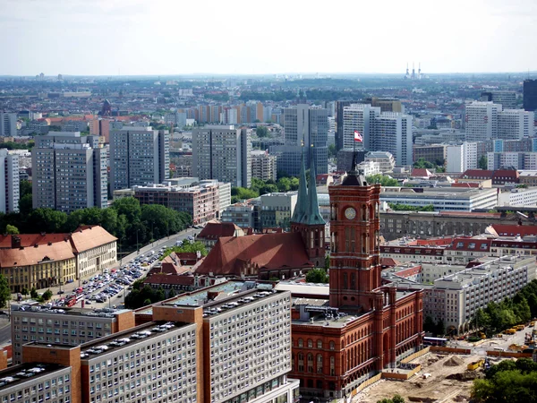 Hôtel de ville rouge de Berlin vue — Photo