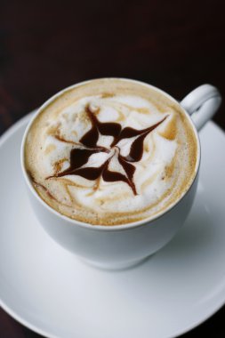 nefis cappuccino yıldız tasarımı ile.