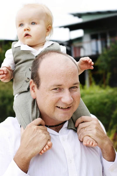 Close-up portrait of a father and son ou — Stock Photo, Image