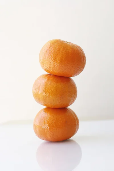 Stapel van mandarijnen. — Stockfoto