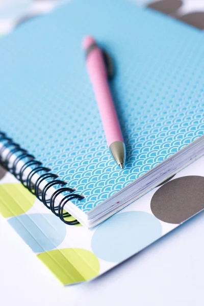 Brightly colored notebook, folder and pe — Stock Photo, Image