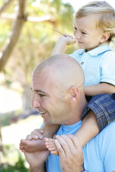 Close-up portrait of a father and son ou — Stock Photo, Image