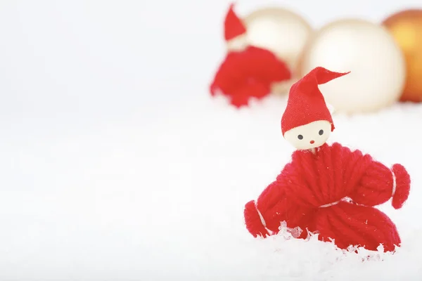 Christmas Elfler ve baubles. — Stok fotoğraf