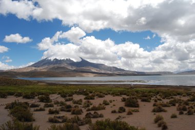 Parinacota üzerinde kar