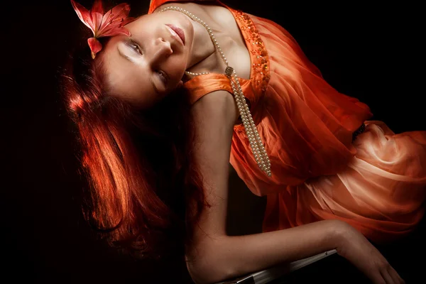 Руде волосся жінка — стокове фото