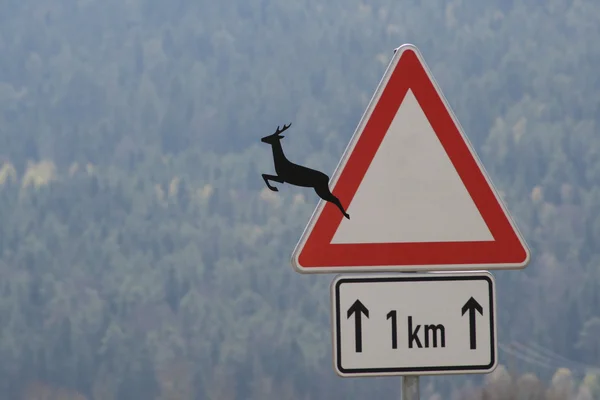 stock image Verkehrszeichen wildwechsel anders